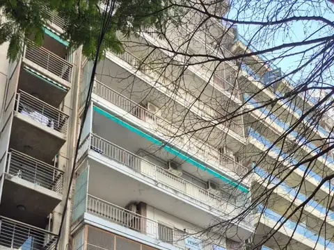 Entre Ríos 100, Piso 6