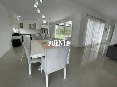 Casa en Venta en Canning, USD 398.000