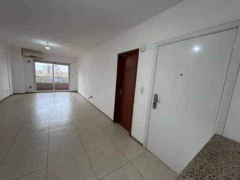 Departamento de 1 ambiente luminoso con balcón en San Martín