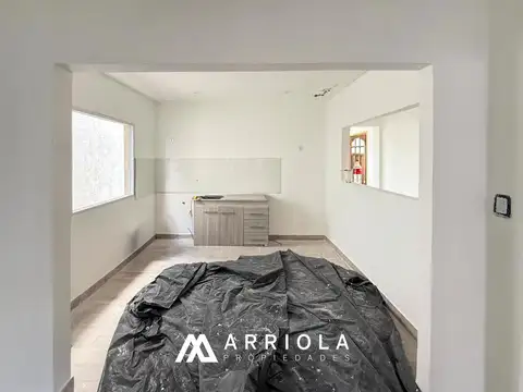 Depto Tipo Casa 2 ambientes con 1 baño