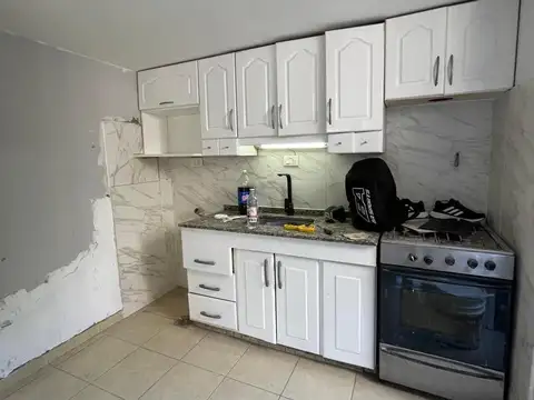 OPENHOUSE ofrece en alquiler  DÚPLEX en calle Italia de Las Heras