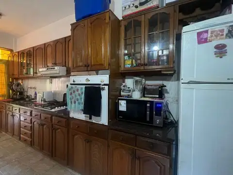 VENTA CASA PLANTA ALTA Y PLANTA BAJA BARRIO ALVEAR