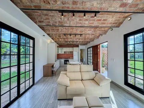 Casa 3 ambientes con 2 baños