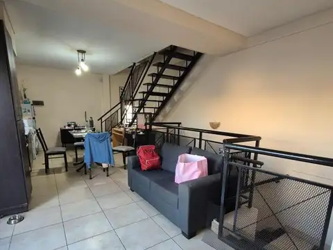 Depto Tipo Casa en Venta al Este