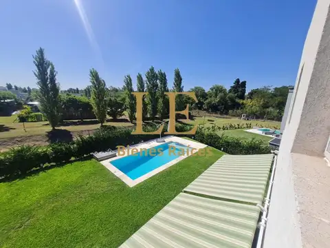 Casa en Venta en Pilar del Este - Santa Guadalupe, USD 340.000