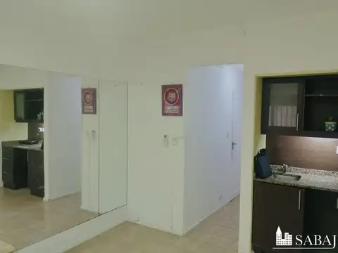 Sarmiento 1200, Piso 1