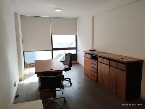 Oficina en Alquiler 40 años