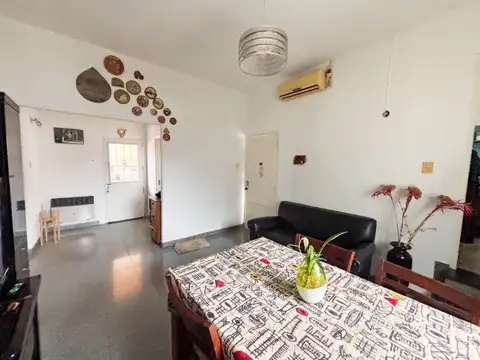 Depto Tipo Casa en Venta de 2 dormitorios