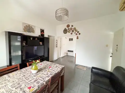 Depto Tipo Casa en Venta de 3 ambientes