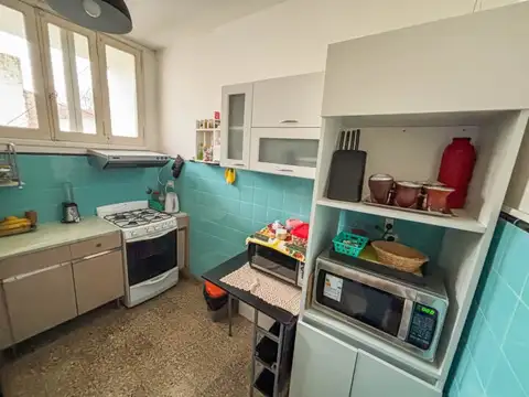 Sahores 2600 , Piso 0