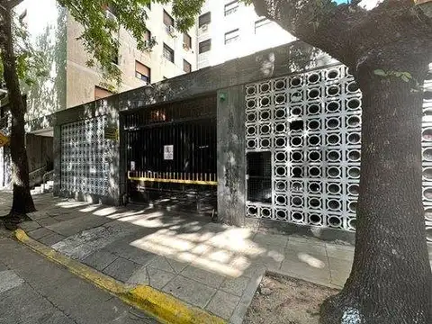 Venta de Cochera doble en Balvanera