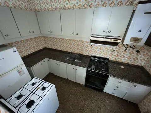 Depto Tipo Casa en Venta en Villa Dominico, USD 55.000