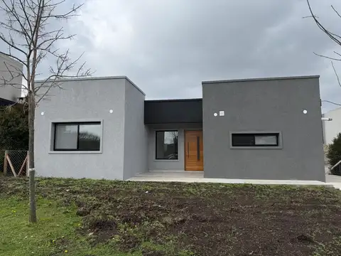 Casa en Venta en Barrio Santa Elena, Pilar del Este, Pilar