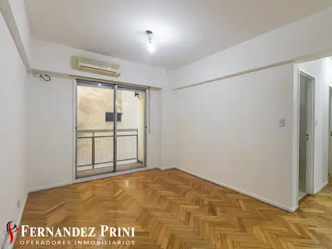 RETASADO ­| Excelente departamento 2 ambientes reciclado a nuevo en Barrio Norte