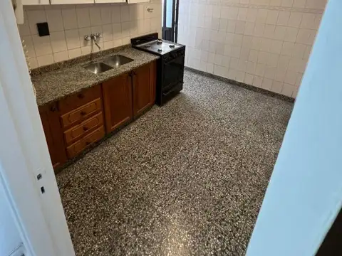 Departamento 5 ambientes con 2 baños