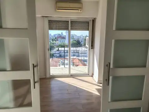 Av Melián 2400 Belgrano 2amb U$130.000