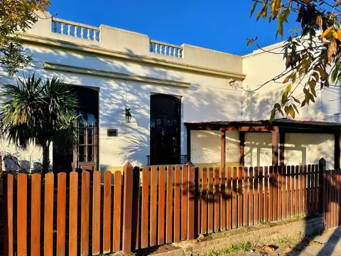 VENTA CASA 3 DORMITORIOS Y GGE CENTRO FLORIDA 