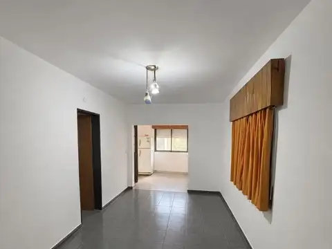 Depto Tipo Casa en Venta en El Palomar, USD 70.000