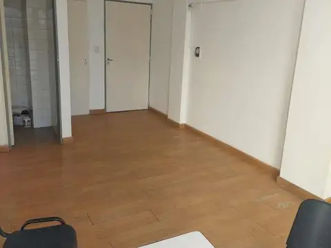 Oficina en Venta en Plaza Italia, USD 25.000