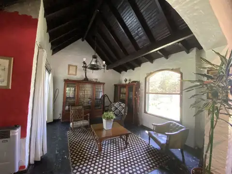 Aristóbulo del Valle 2600