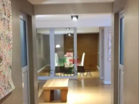 VENTA OFICINA CENTRICA EN UNA SOLA PLANTA DE 200M2
