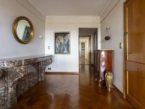 Departamento en Alquiler de 6 ambientes