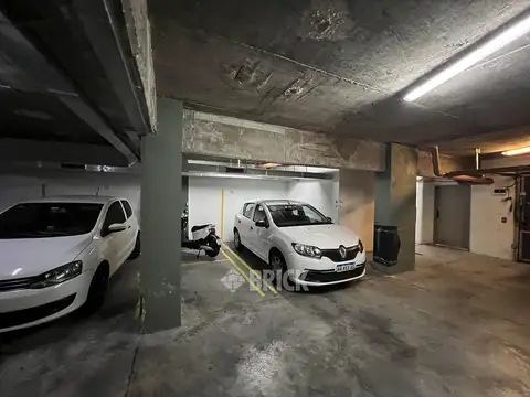 COCHERA FIJA CUBIERTA N° 20 EN AV. JUAN DE GARAY AL 3700 (HAY OTRAS)