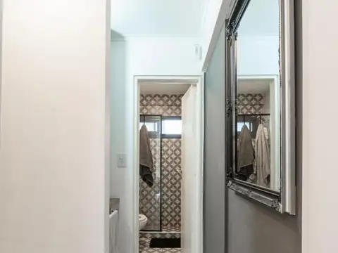 General Juan José Viamonte 400