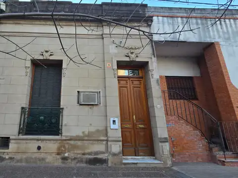 ALQUILER COMERCIAL EN B° CANDIOTI IDEAL OFICINAS