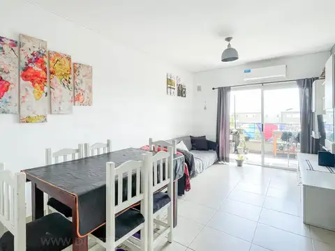 Esquiu  al 400, entre williams y castiglioni