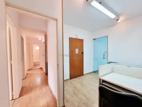 Oficina Monoambiente con 2 baños