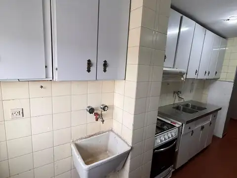 ALQUILER - DEPARTAMENTO 2 DORMITORIOS CON BALCON - CENTRO