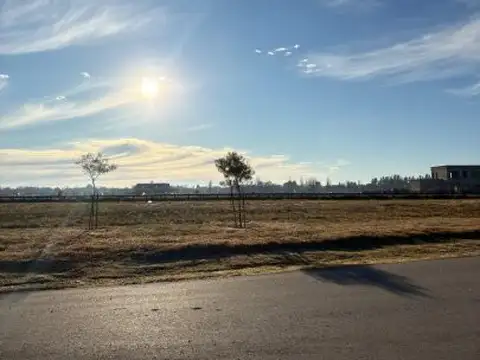 LOTE EN VENTA - BARRIO LAGUNA - ESTANCIAS DEL PILAR