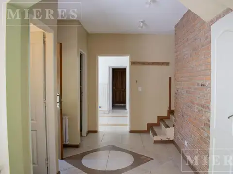Casa en Alquiler en El Portillo, USD 1.600