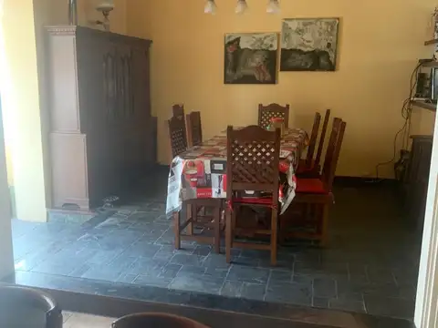 VENTA IMPORTANTE PROPIEDAD, 5 AMB AVELLANEDA