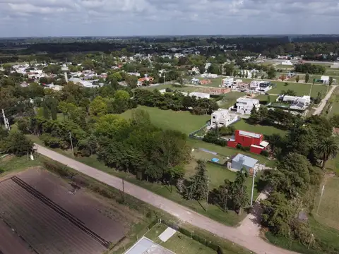 LOTE EN VENTA - 487 Y 137 - 329M2 - QUINTAS DE MÁRQUEZ - ESCRITURA INMEDIATA