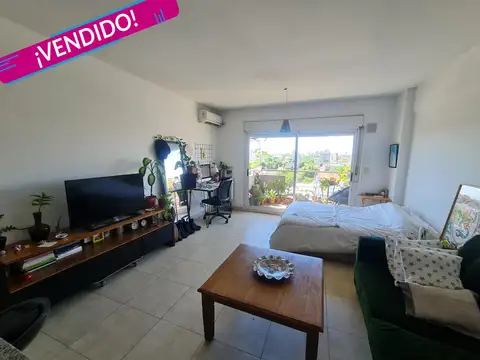 VENDIDO !! EXCELENTE MONOAMBIENTE CON BALCON Y VISTA ABIERTA - VILLA PUEYRREDON