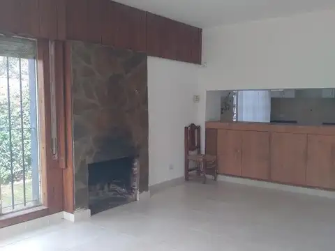 Casa en Venta en Francisco Alvarez, USD 95.000