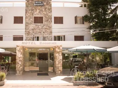 Hotel en venta 25 habitaciones sobre Av. Roosevelt Punta del Este ideal inversores