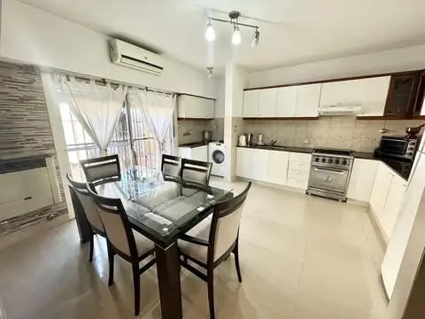 Casa en Venta en Castelar Norte, USD 180.000