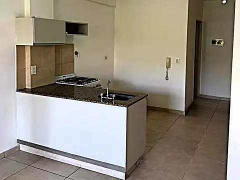 Excelente monoambiente al frente ubicado en Gascón 61, en el corazón de Almagro