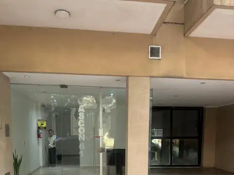 Excelente monoambiente al frente ubicado en Gascón 61, en el corazón de Almagro