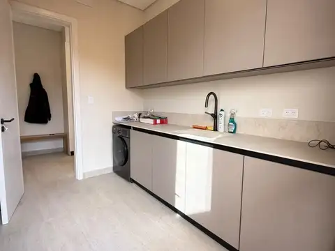 Casa en Venta al Oeste