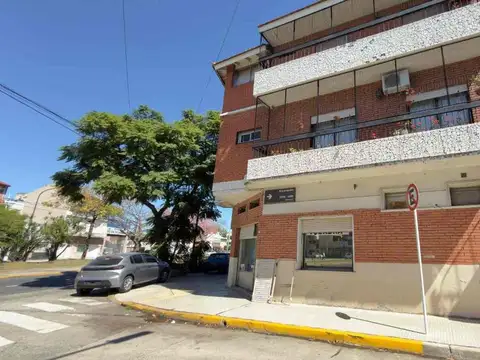 Avenida General Francisco Fernández de la Cruz 1200