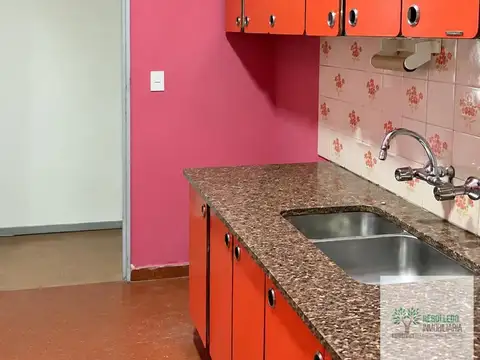 Departamento 6 ambientes con 1 baño