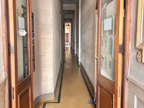 Montes de Oca al 900