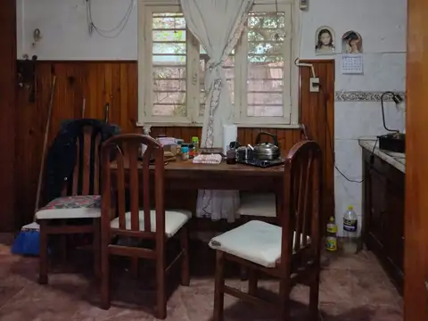 Depto Tipo Casa 2 ambientes con 1 baño