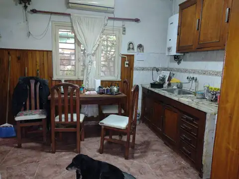 Depto Tipo Casa en Venta en Lanus Oeste, USD 77.000
