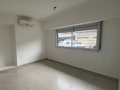 VENTA DEPTO. 2 AMB. PB C/ PATIO INT (APTO CREDITO)