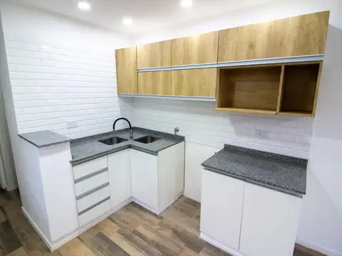 Depto Tipo Casa en Venta 2 años